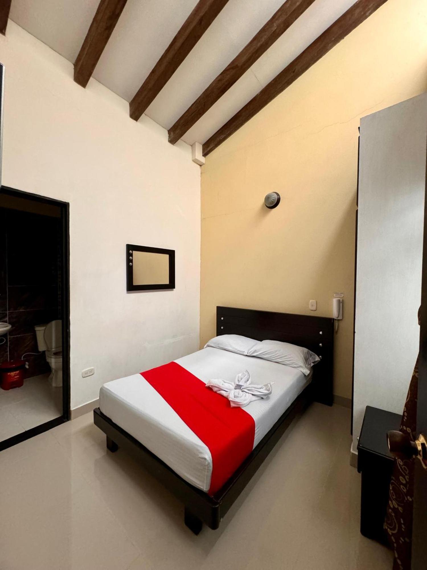 Hotel Portal Dorado Marinilla Zewnętrze zdjęcie